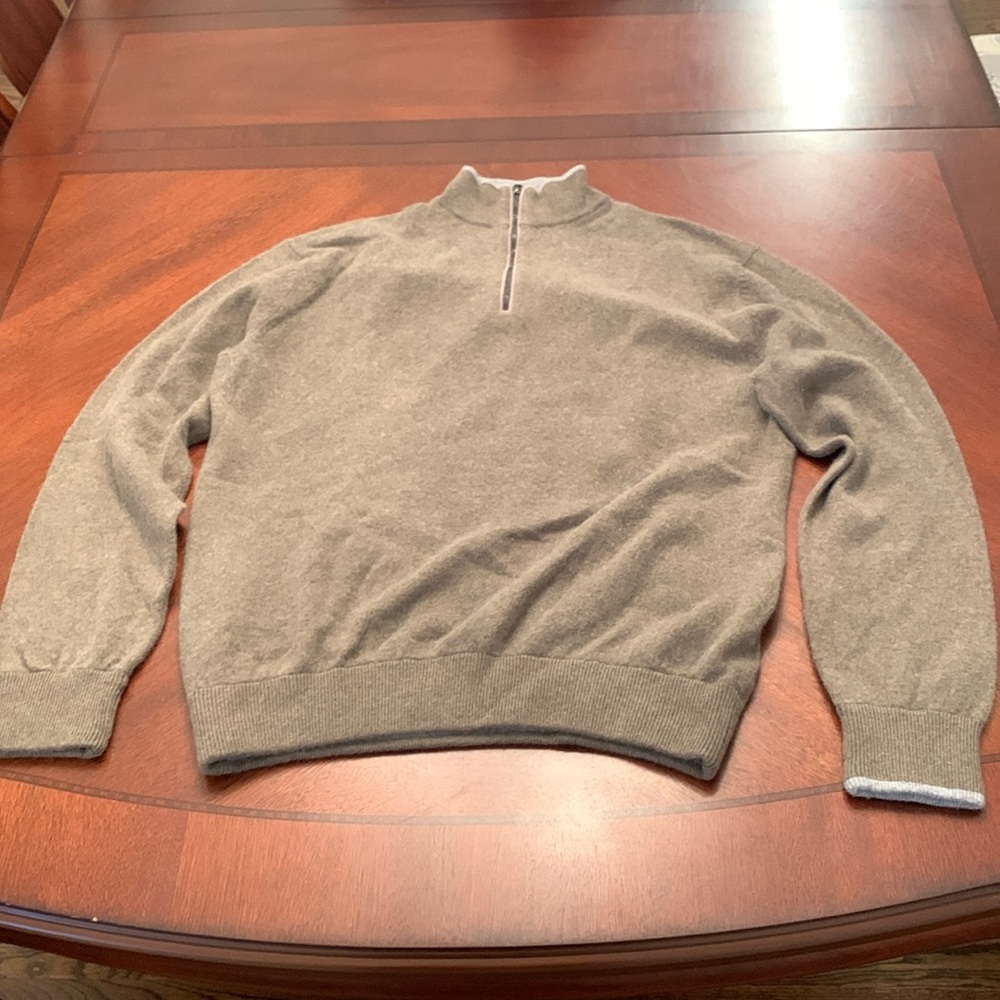 Worn once Mens Greyson half zip size M